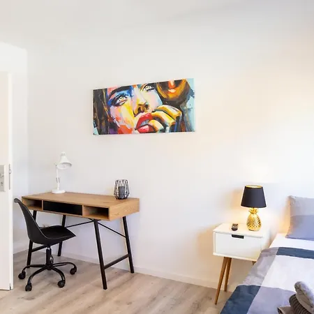Privatunterkunft Frisch Sanierte Moderne Monteurzimmer *